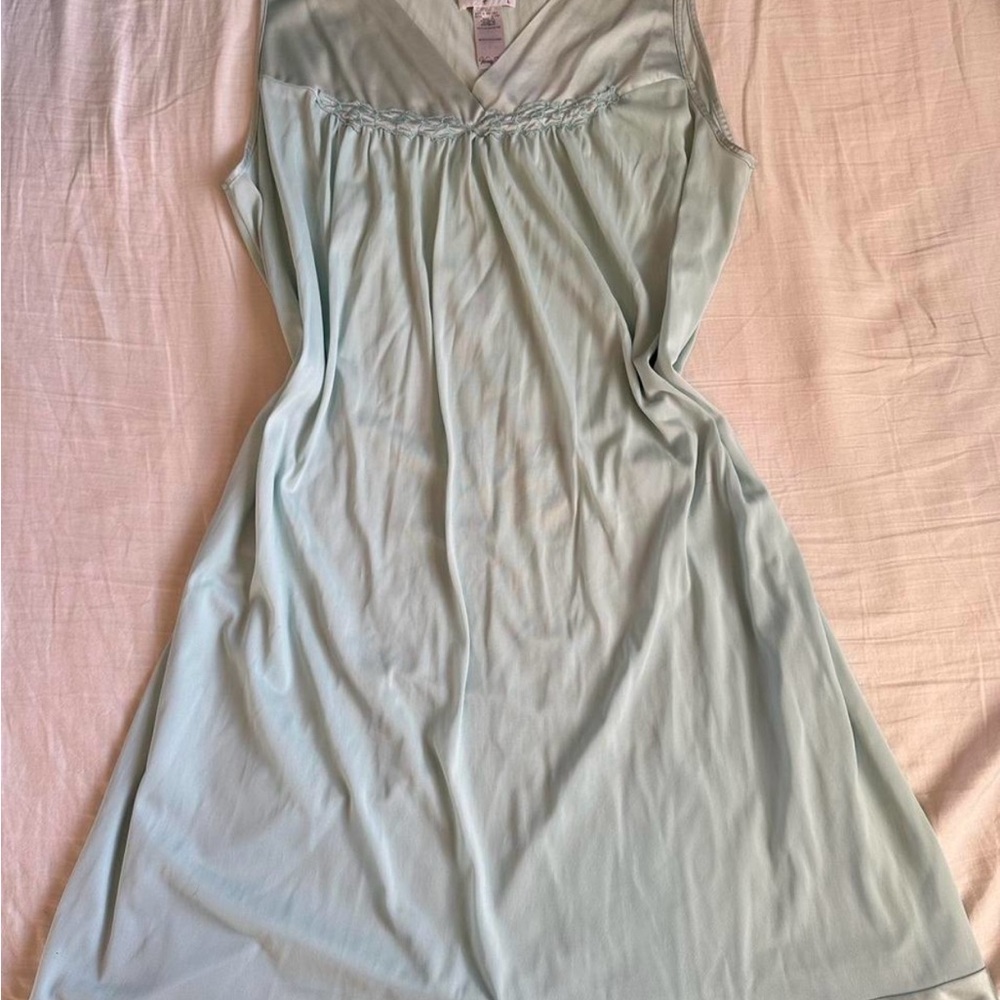 Elegant baby blue nightgown size L